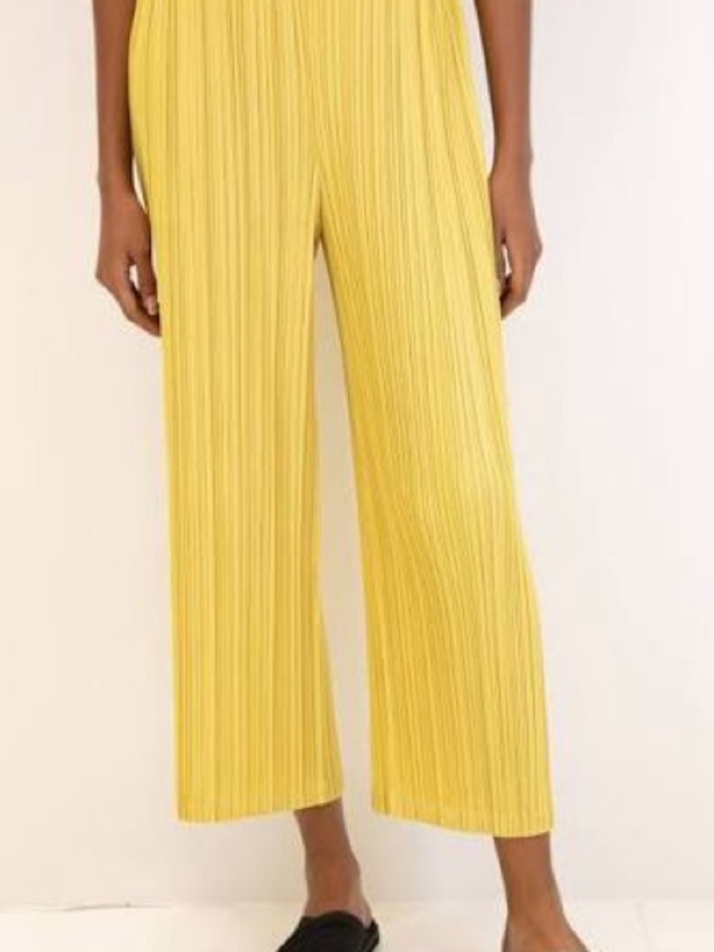 ISSEY MIYAKE Pleats Please Wide Leg Cropped Pants with Pockets in Yellow